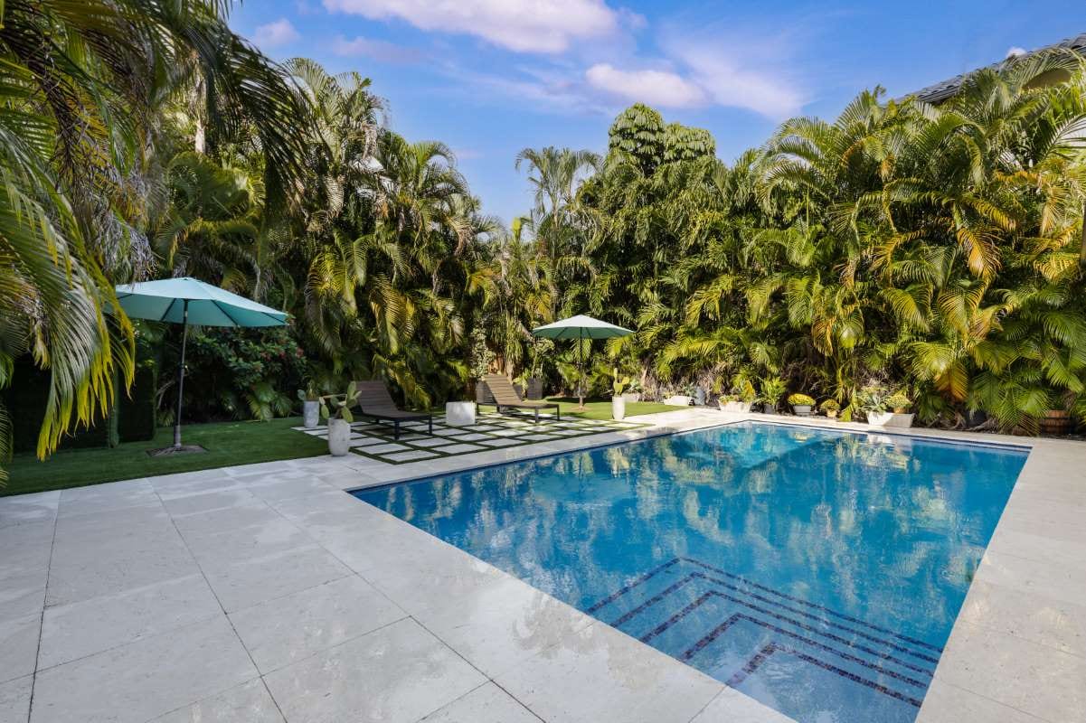 Payment Tracking: A Step-by-Step Guide for Pool Service Pros