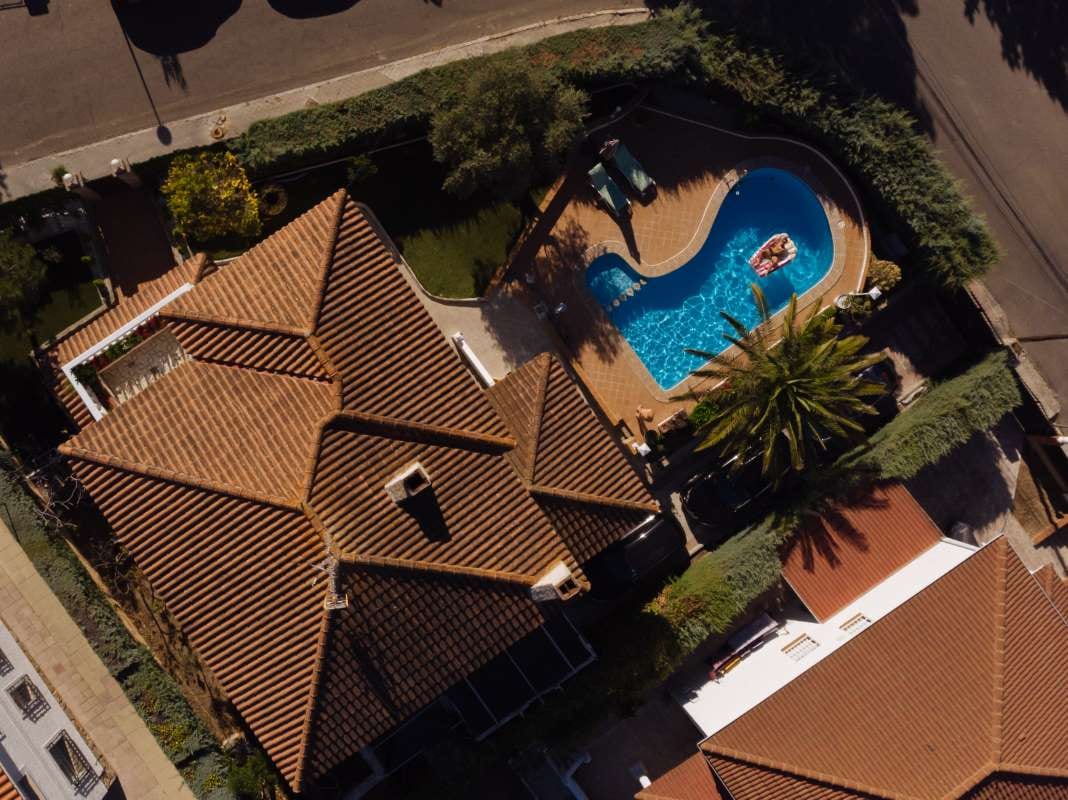 The Pros and Cons of Manage in Pool Service Billing