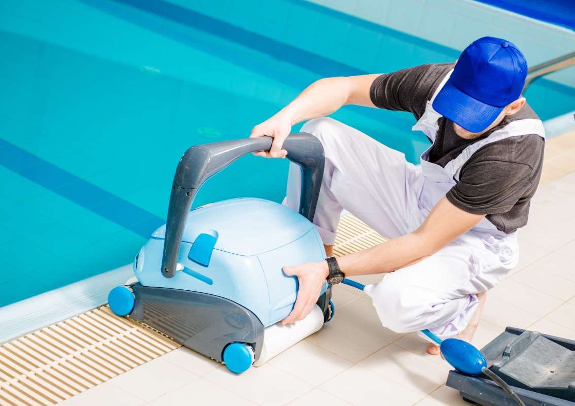 Follow Up on Billing Mistakes Pool Service Pros Should Avoid