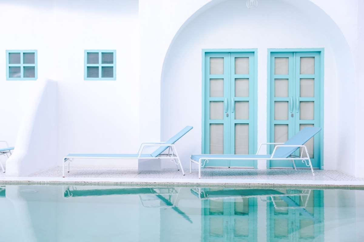 How to Share Maintenance Tips with Your Pool Service Clients